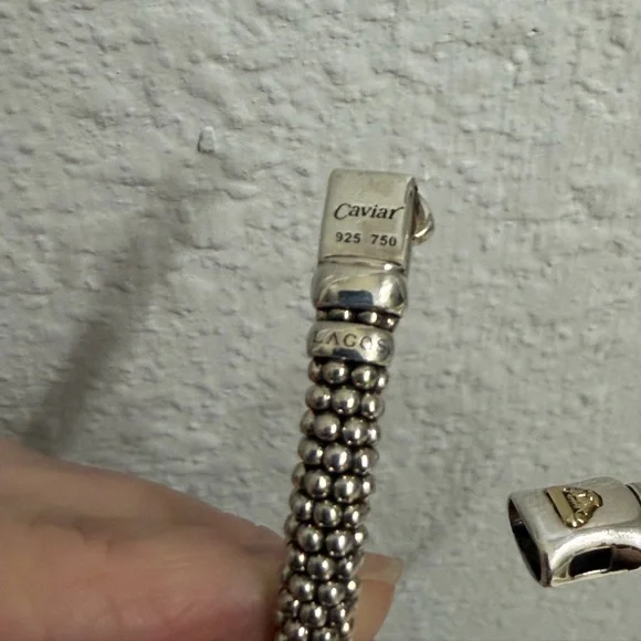 Lagos Sterling Silver and 18k gold diamond Caviar bracelet. Size M - Picture 5 of 5